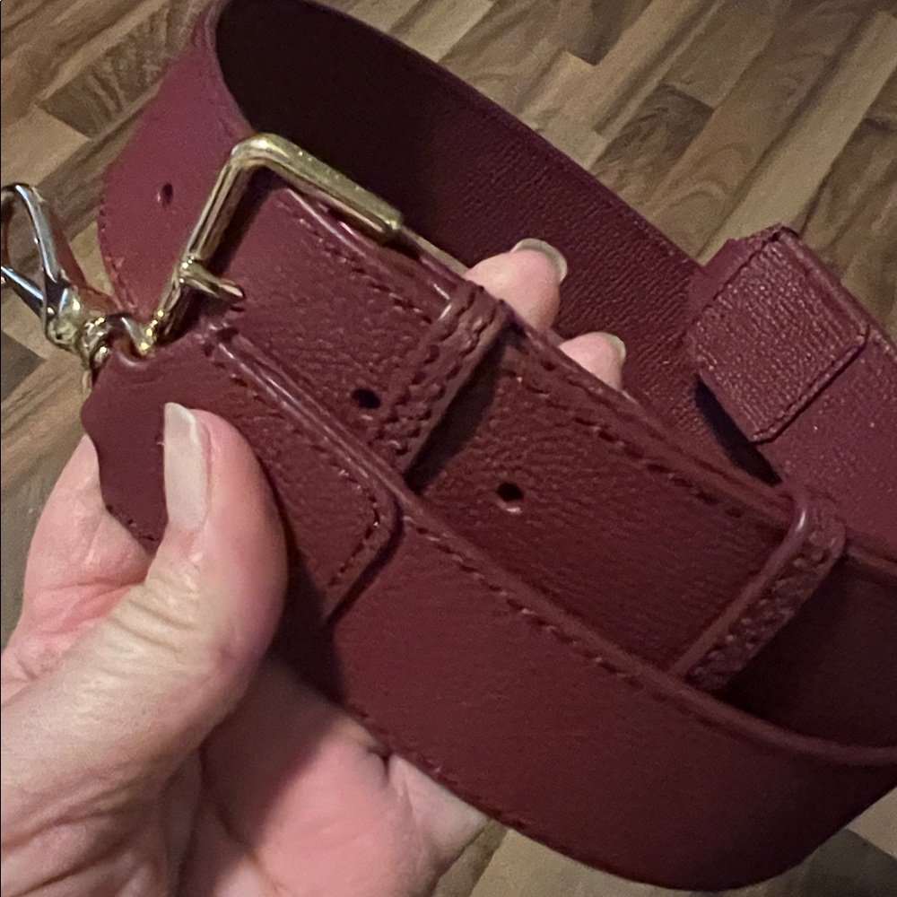 authentic Burberry Handbag - Picture 6 of 7